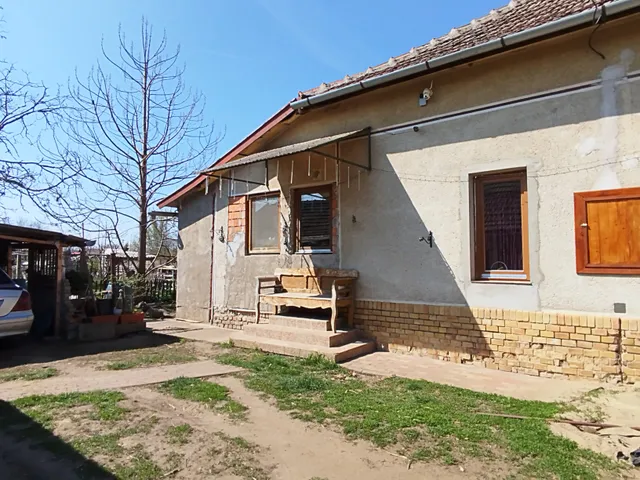 Eladó ház Csanádapáca 80 nm