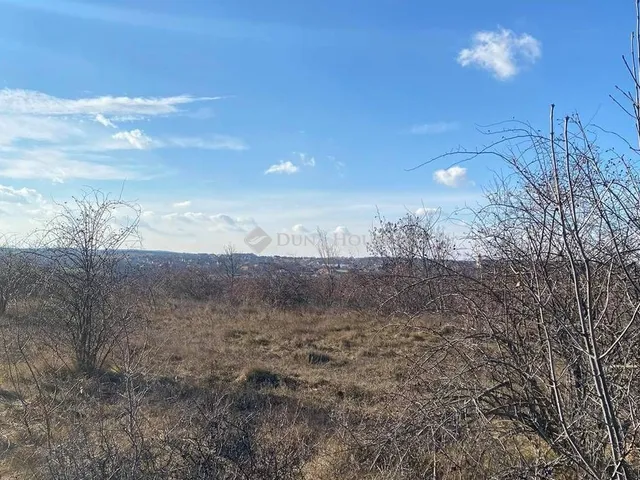 Eladó telek Balatonalmádi 2132 nm