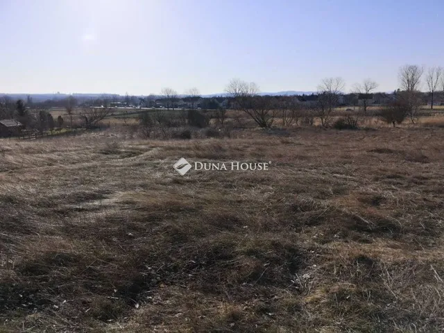 Eladó telek Veszprém 3321 nm