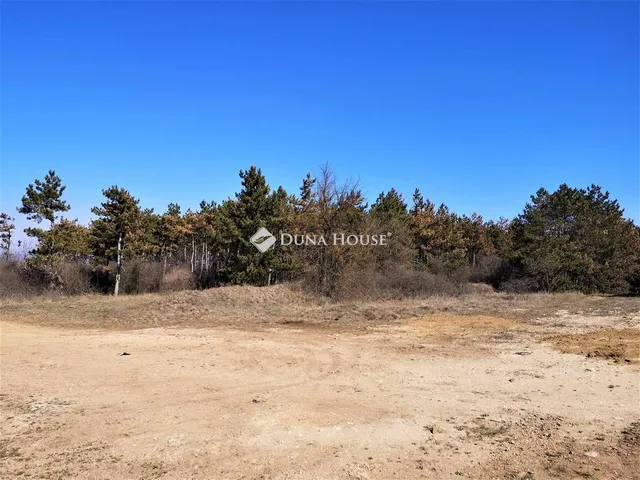 Eladó telek Veszprém 5979 nm