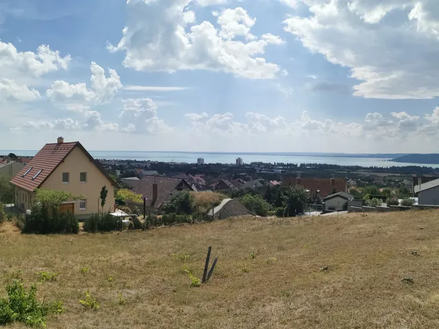 Eladó telek Balatonfüred 1839 nm