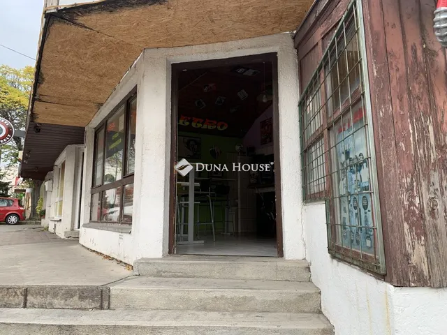Eladó kereskedelmi és ipari ingatlan Várpalota 28 nm