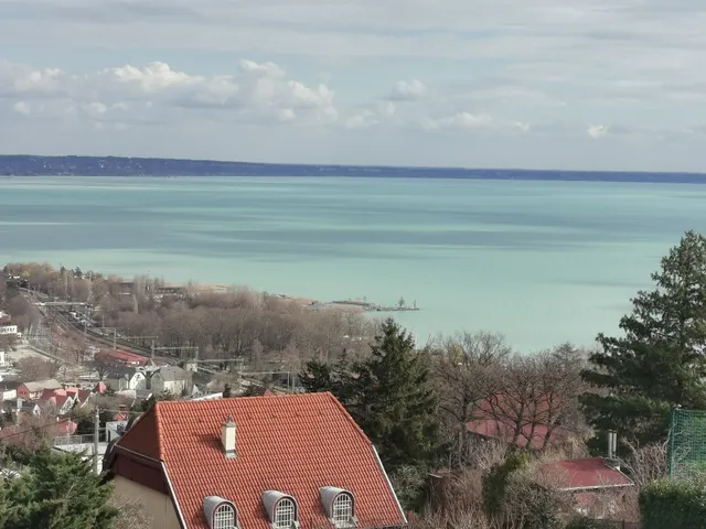 Eladó telek Balatonalmádi 2206 nm