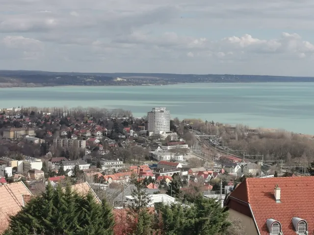 Eladó telek Balatonalmádi 2206 nm