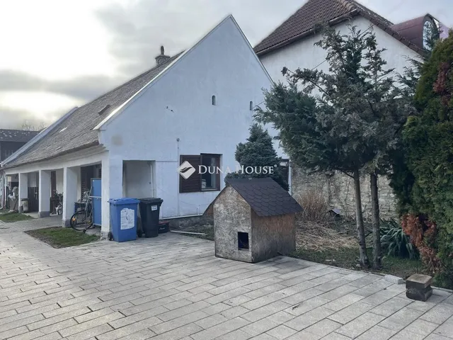 Eladó ház Zirc 200 nm