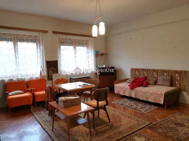 Eladó lakás Herend 74 nm