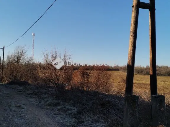 Eladó telek Várpalota 5816 nm