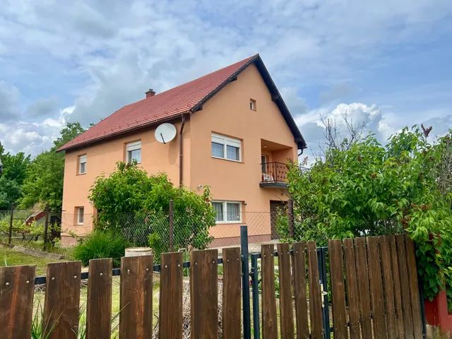Eladó ház Balatonalmádi 145 nm