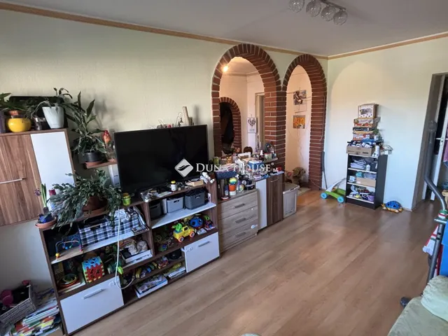 Eladó lakás Veszprém 69 nm