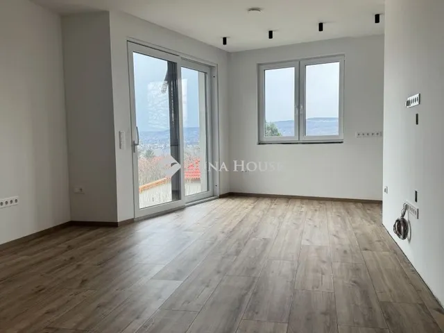 Eladó ház Balatonfűzfő 125 nm
