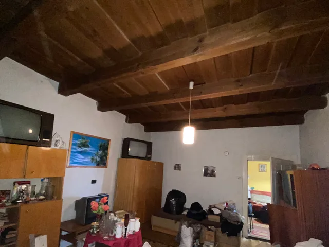 Eladó ház Devecser 45 nm