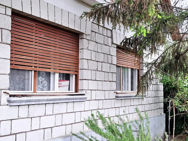 Eladó ház Öskü 130 nm