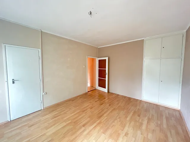Eladó lakás Veszprém 42 nm