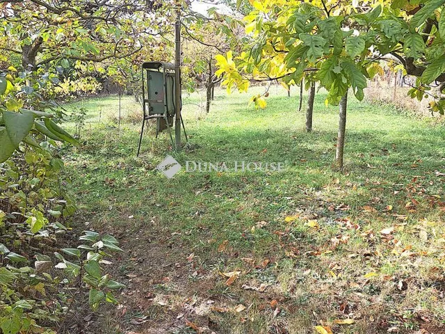 Eladó telek Veszprém, Napsugár utca 684 nm