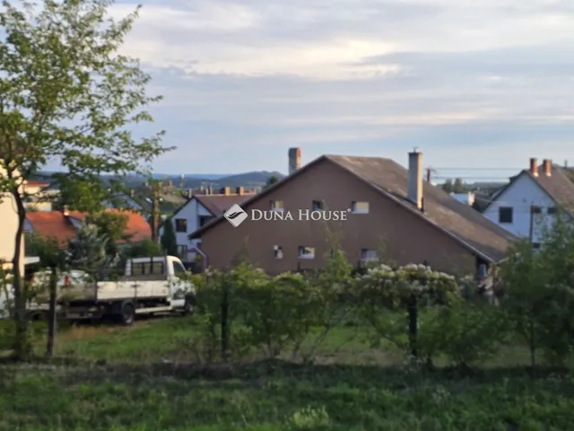 Eladó telek Balatonfüred, Tamási Áron utca 1500 nm