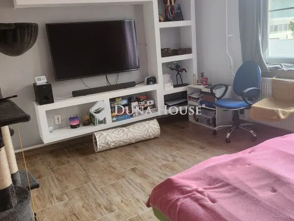 Eladó lakás Várpalota 56 nm