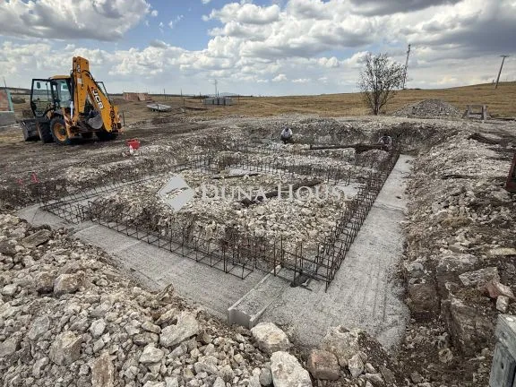 Eladó ház Királyszentistván 80 nm