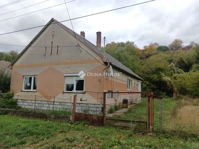 Eladó ház Csikóstőttős, Szabadság utca 125 nm