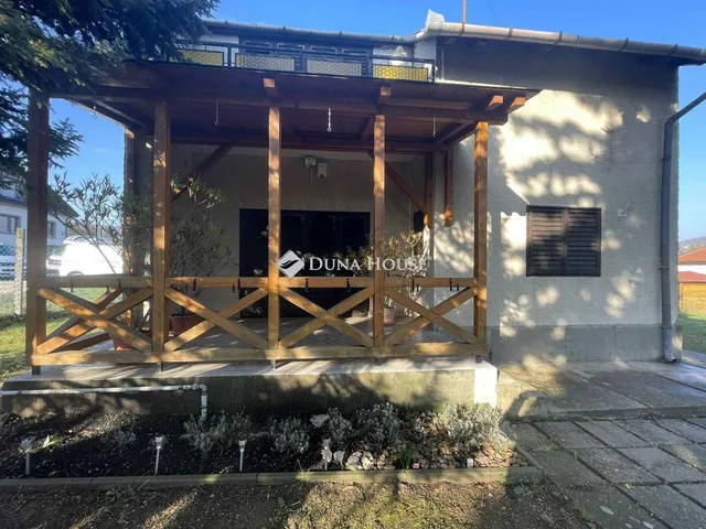 Eladó üdülő és hétvégi ház Csopak 85 nm