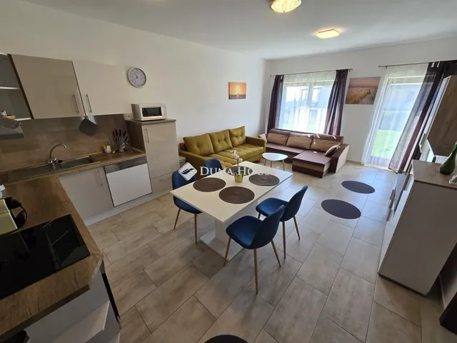 Kiadó lakás Alsóörs 52 nm