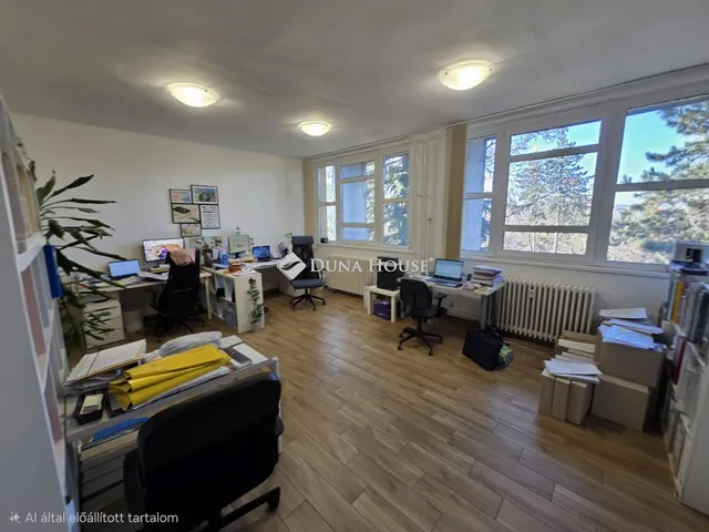 Kiadó kereskedelmi és ipari ingatlan Veszprém 76 nm