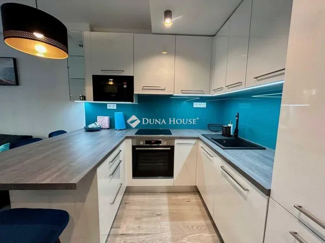 Eladó lakás Alsóörs 54 nm