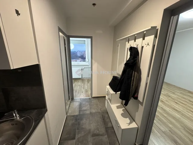 Eladó lakás Ajka, Kossuth Lajos utca 36 nm