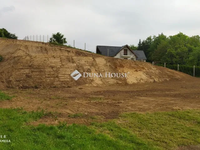 Eladó telek Városlőd 1033 nm