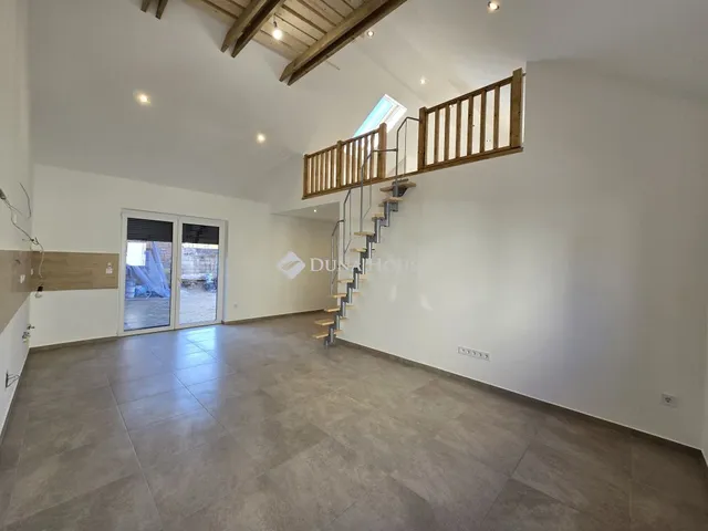 Eladó ház Veszprém, Hajnal utca 70 nm