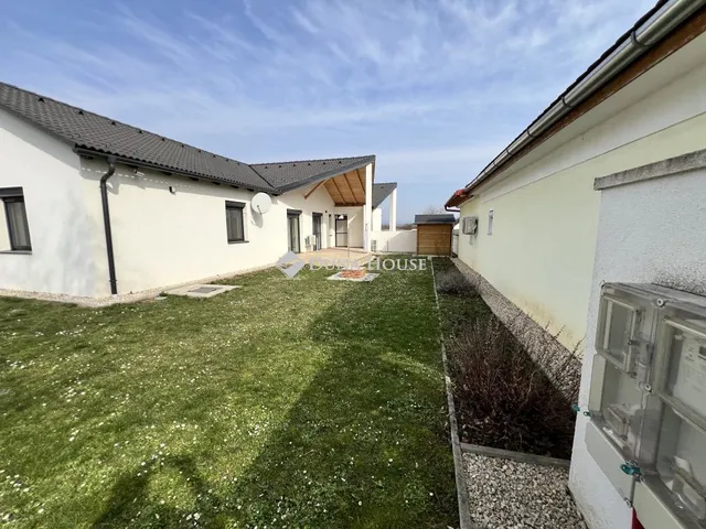 Eladó ház Veszprém 107 nm