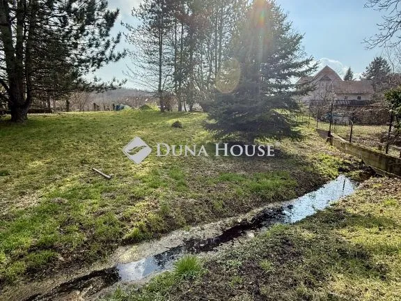 Eladó telek Vászoly 1569 nm