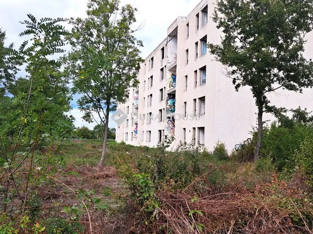 Eladó telek Veszprém 5200 nm