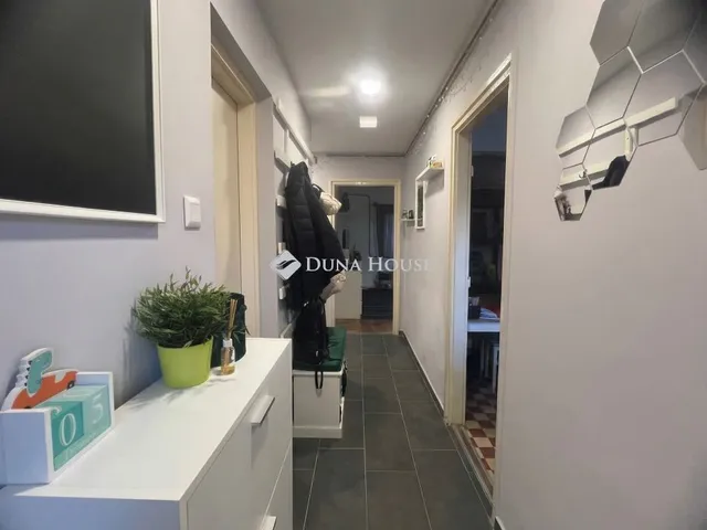 Eladó lakás Balatonfűzfő, Gagarin utca 53 nm