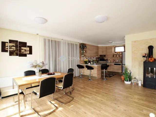 Eladó ház Márkó 173 nm