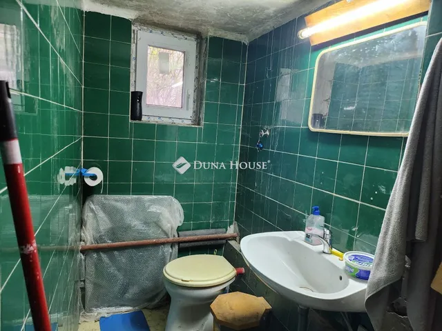 Eladó ház Ajka 170 nm