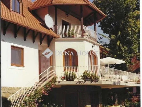 Eladó ház Tihany 300 nm