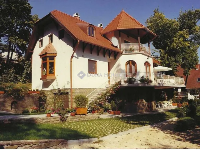 Eladó ház Tihany 300 nm