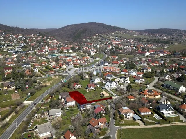 Eladó telek Csopak 805 nm
