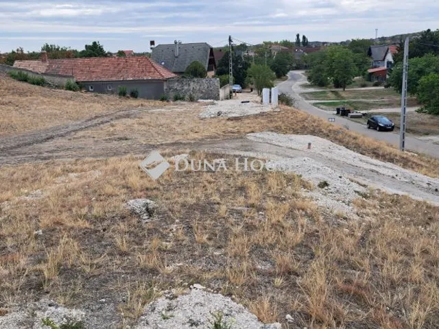 Eladó telek Öskü 1101 nm