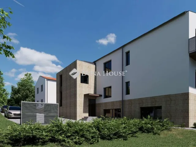 Eladó lakás Veszprém, Görgey Artúr utca 74 nm