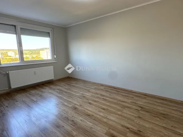 Eladó lakás Ajka, Kossuth Lajos utca 36 nm