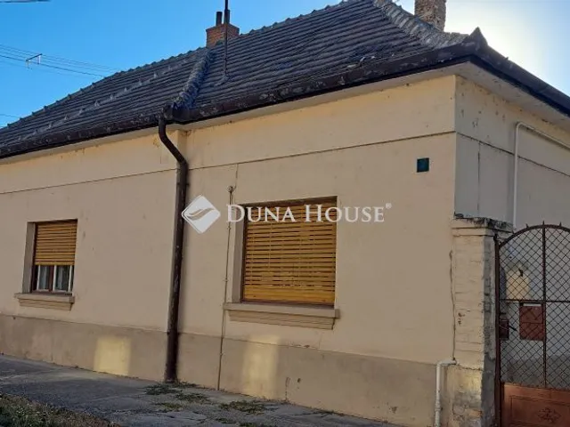 Eladó ház Hajmáskér 108 nm