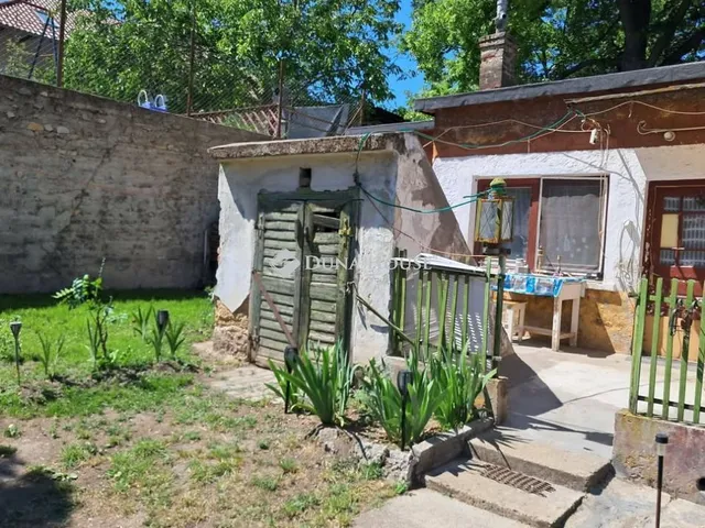 Eladó ház Öskü 120 nm