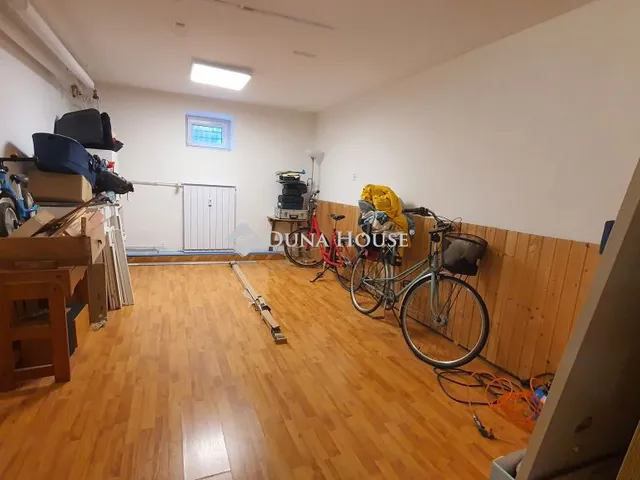 Kiadó kereskedelmi és ipari ingatlan Budapest XI. kerület 60 nm