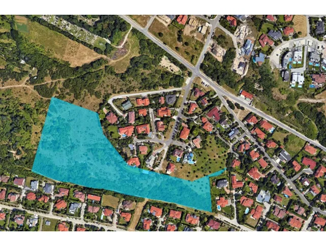 Eladó telek Üröm 17573 nm