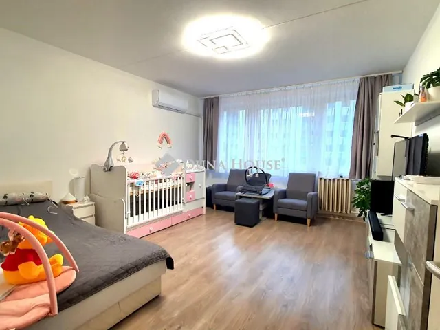 Eladó lakás Budapest X. kerület, Szőlővirág utca 51 nm