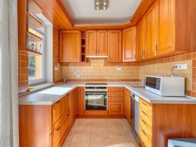 Eladó lakás Pomáz 64 nm