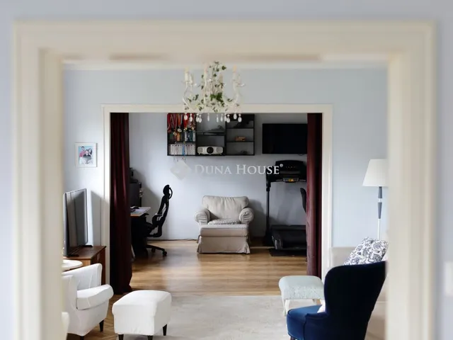 Eladó lakás Budapest XI. kerület 132 nm