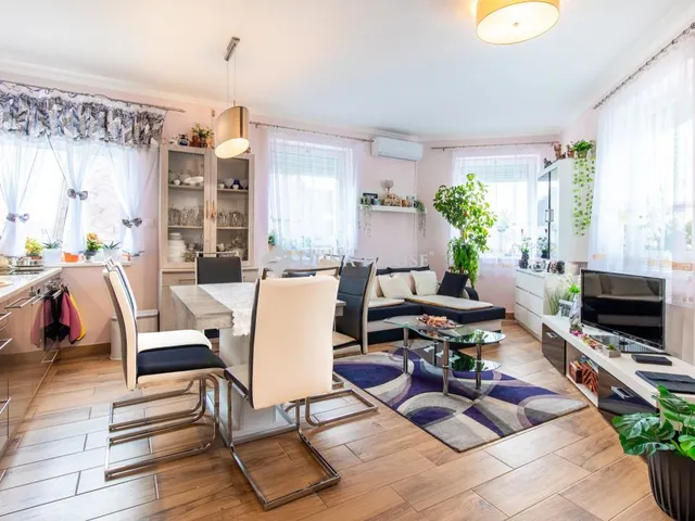 Eladó lakás Érd 65 nm