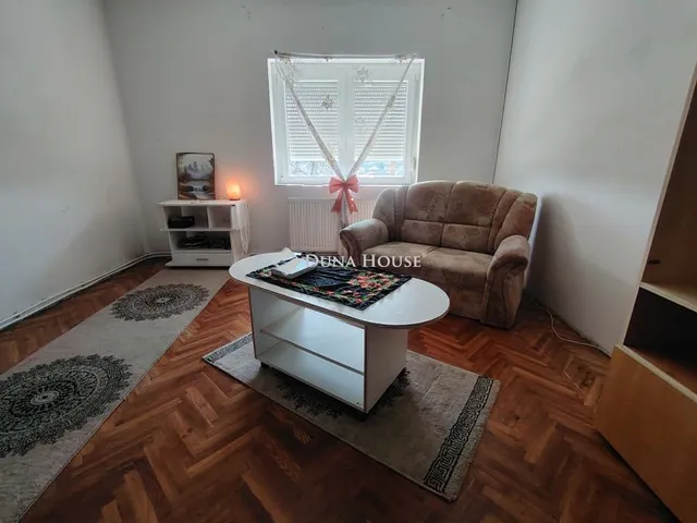 Eladó ház Bakonycsernye 82 nm